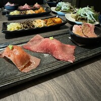近江うし焼肉 にくTATSU 日本橋室町店 - 
