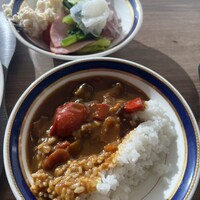 中国料理 滄 - カレー、サラダ