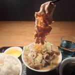 いぎなりホルモン もつまる - 