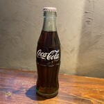蓮華 - ドリンク写真:昔懐かしの便コーラをご提供しています。
