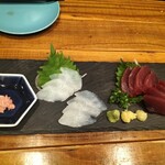 魚バル 波間 - ■活〆ヒラソウダガツオ刺　850 ■神経〆肝付ウスバハギ刺　800