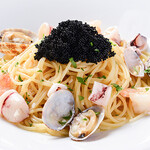 Trattoria Agattarina - 魚介のオイルソース黒とびこのせ