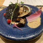 鉄板懐石 りんどう - 活あわび
      →コリコリした食感でソースとよく合います。