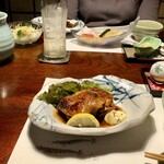味の樹 - 骨付鳥とサラダ