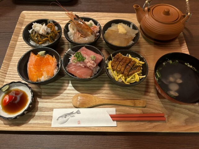魚（ぎょぎょぎょ）下北食堂 | むつ市の海鮮丼・定食専門店