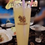 The Terrace Ayutthaya - 死ぬほど濃かったライムジュース。瓶に入って売ってるレモンとか柚子果汁の原液レベル。