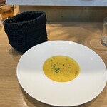 LE PORTIER Par Aux Delices de dodine - 黒いのにパンが入ってます！笑