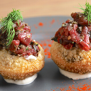 カジュアルな創作フレンチ×馬肉