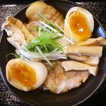 麺喰いカケル - サイドメニュー　さんしょく丼