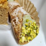 シチリア伝統菓子 SICILIAMO - カンノーロ リコッタ＆ピスタチオクリーム