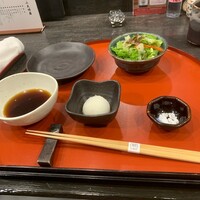 天ぷら わかやま - 一式整いました。サラダのドレッシングはマスタードにしました。