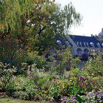 トロティネ - 美しい木々や草花も楽しめます