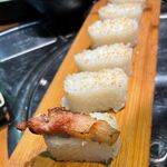 Yooksiri - サムギョプサル2寿司にして食べる！