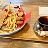 しらかた珈琲・シロカフェ - ホットドッグとブレンド珈琲グレートのセット