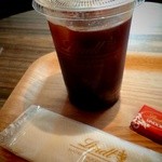 リンツ ショコラ カフェ - アイスコーヒー　617円