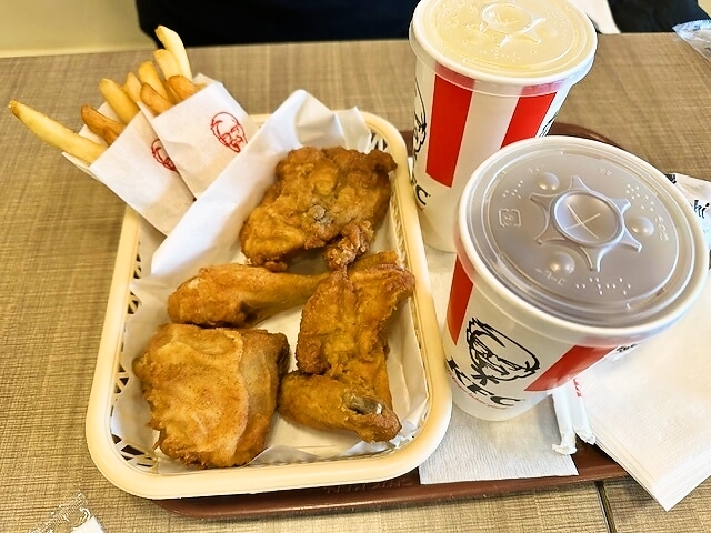 郡山イオンタウンのケンタッキー | 本格フライドチキンが楽しめるファストフード店