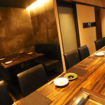 梅田お初天神大人の神戸牛焼肉 - 内観