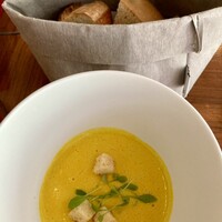 Bistro NOHGA  - スターターのかぼちゃポタージュ、ほっこりまろやか☆なめらかな濃厚さが嬉しい(●´ω｀●)／