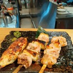 炭火居酒屋 居炉鶏 - 