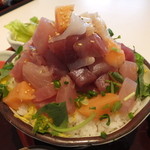 海鮮蔵 魚魚魚 - 漁師飯・大盛　\810(税込)