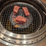 美味しい赤身と最高級ホルモン スーパーホルモン - 