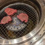 美味しい赤身と最高級ホルモン スーパーホルモン - 