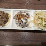 美味しい赤身と最高級ホルモン スーパーホルモン - 