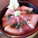 ランチ鉄火丼　880円