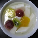 東華菜館 - 杏仁豆腐♪ボリューム