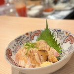 鉄板と炭火 居酒屋 ぐり - 赤鶏のタタキ