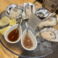 四ツ橋・新町 牡蠣と肉たらしビストロAKIRA - 