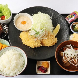 オサカナ喫茶イエローテイル_2