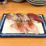 赤酢 謹賀 - ・生上本まぐろ 1貫 220円/税込
・平アジ 2貫 250円/税込
・ヤイトカツオ 2貫 250円/税込