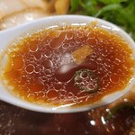 超多加水純手打ち麺 仁しむら - スープ