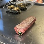 名駅 鉄板焼き 森本Ｘ Premium - 肩ロースの焼きしゃぶ 野菜巻き