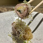 名駅 鉄板焼き 森本Ｘ Premium - 肩ロースの焼きしゃぶ 野菜巻き