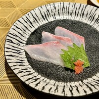 名駅 鉄板焼き 森本Ｘ Premium - 愛媛産カンパチの刺身
