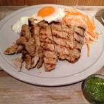 クライブ ワッフルアンドランチ - 名物ランチ、ベトナム皿めしコムスン。