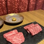 お肉屋 けいすけ 三男坊 - 