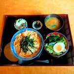 石挽き手打ち 一葉 - 2024年11月28日(木)  親子丼セット