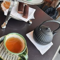 ザ タヴァン グリル＆ラウンジ - 