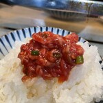 北新地焼肉さつま - ユッケごはん