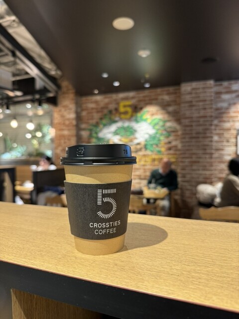5 CROSSTIES COFFEE エキュートエディション横浜店 （ファイブ