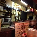 Rojiura - 201405  裏路地　店内（座席より右まわり）⇒