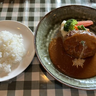 パスタとハンバーグ オルガン屋_1