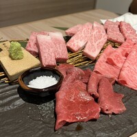 近江うし 焼肉 にくTATSU 青山本店 - 
