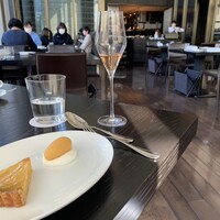 THE COSMOPOLITAN GRILL BAR TERRACE - 