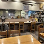 たかい - 綺麗な店内