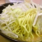 Goru men - 麺はストレ－ト細麺