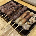 やきとり高橋 - 『やきとり塩（ハツ･レバー･ネギマ(もも)･タン･合鴨つくね･牛さがり）』